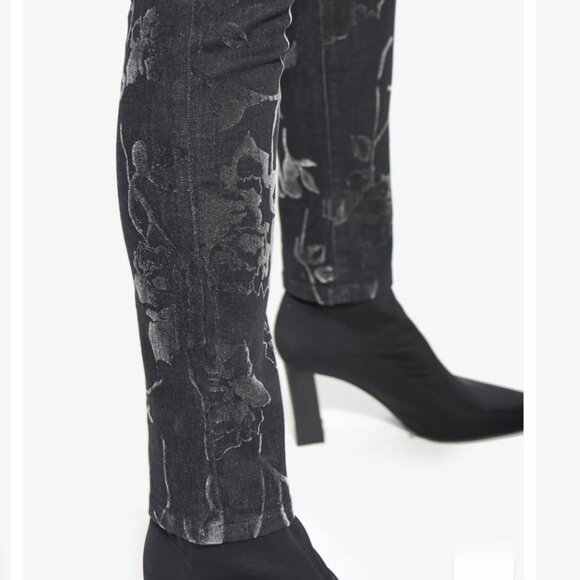 Joseph Ribkoff Quiet Luxury Tonal Floral Textured Charcoal Gray Jeans 4 - Picture 4 of 12